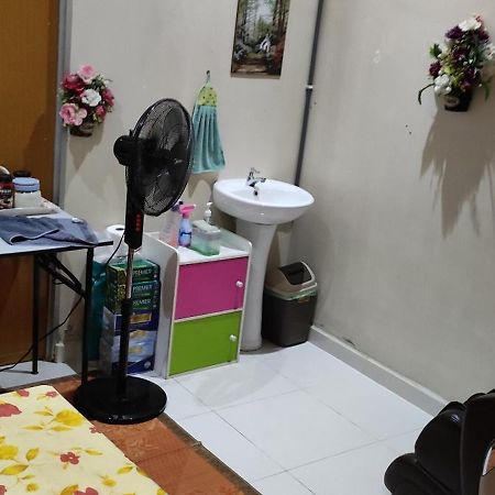 Desa Besut Inn Kampung Kuala Besut Exteriör bild